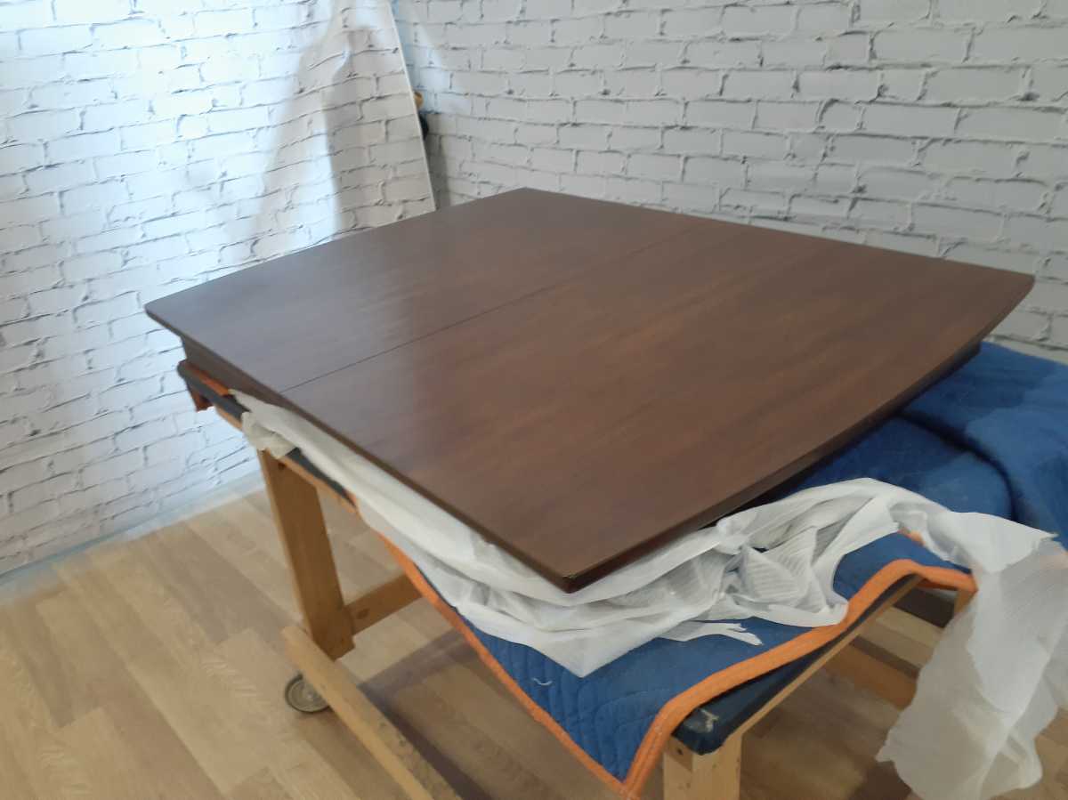 Lyncott Dining Extension Table - Gallery Image 6